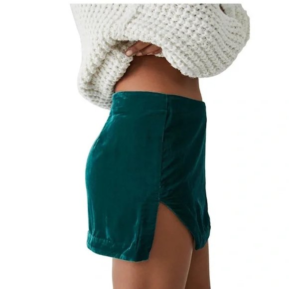NWT New Free People Annalise Deep Teal Green Velvet Mini Skirt Size 10 - Picture 2 of 8